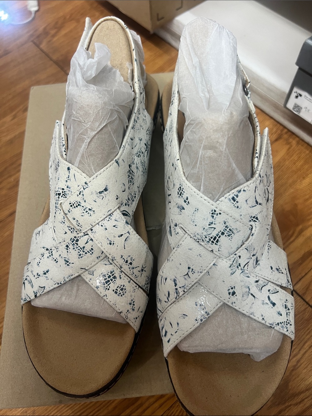 Clarks White Patterned Crossover Slingback Sandals